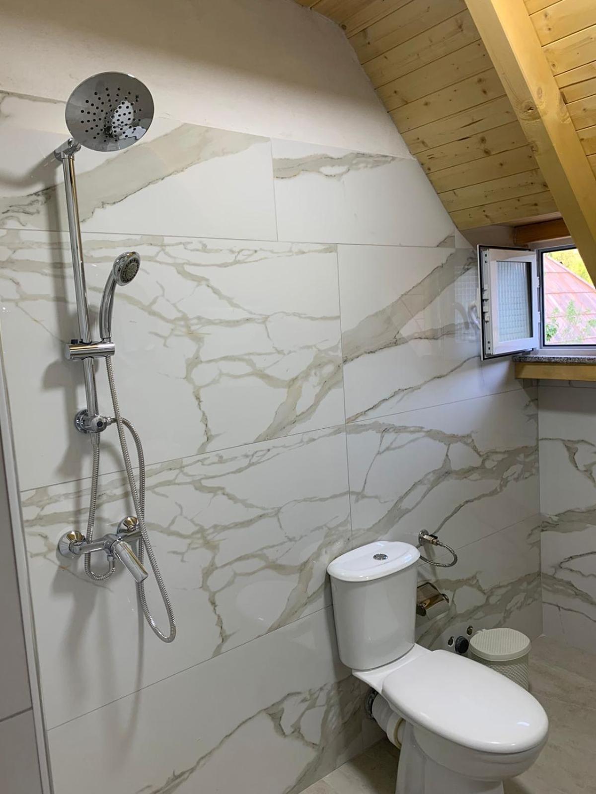Serenity Guesthouse Тети Экстерьер фото