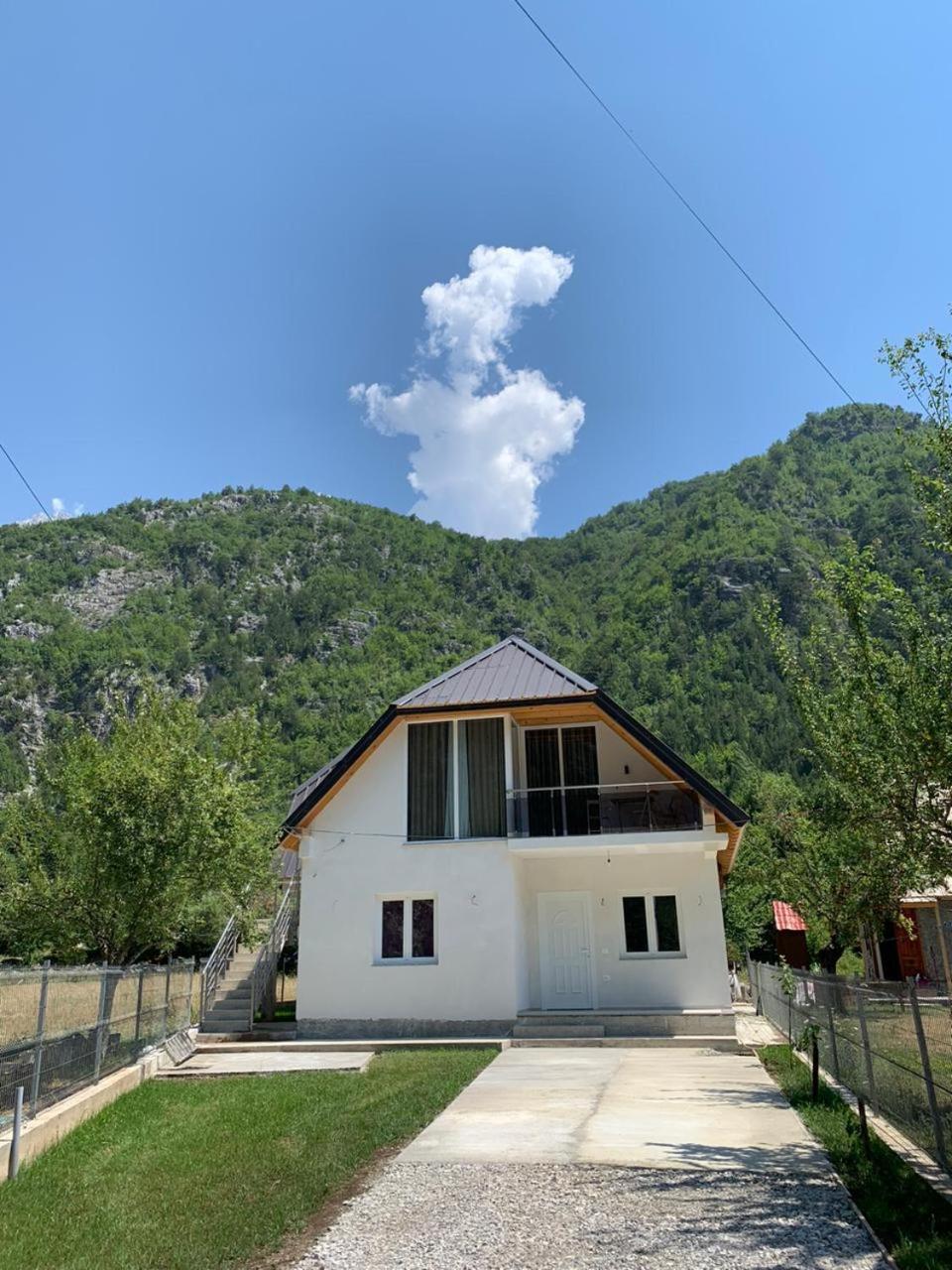 Serenity Guesthouse Тети Экстерьер фото